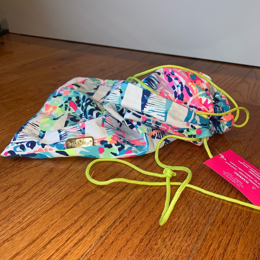 Lilly Pulitzer Beach bag w/games